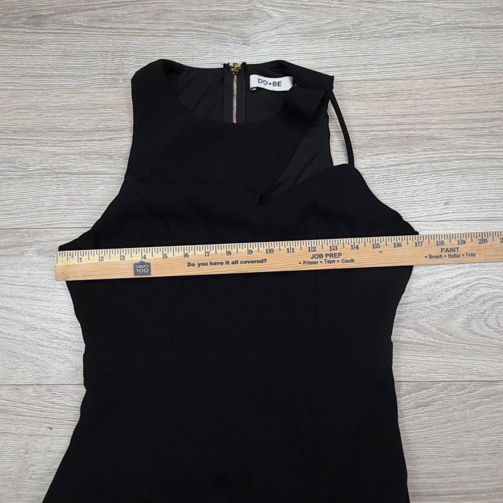DO+BE Black Asymmetrical Cutout Sleeveless Mini Dress Gold Zipper Size Medium - Picture 5 of 10